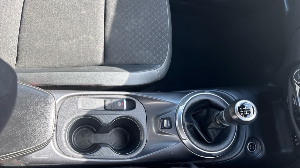 Nissan Juke 1.0 DiG-T 114 N-Connecta 5dr Petrol Hatchback - Image 24