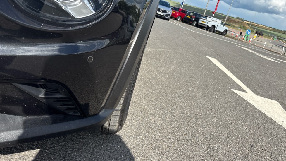 Nissan Juke 1.0 DiG-T 114 N-Connecta 5dr Petrol Hatchback - Image 38