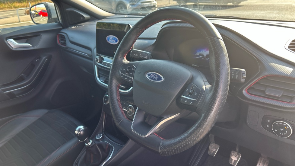 Ford Puma 1.0 EcoBoost Hybrid mHEV 155 ST-Line X 5dr Petrol Hatchback - Image 11