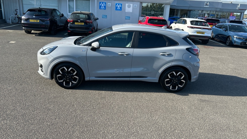 Ford Puma 1.0 EcoBoost Hybrid mHEV 155 ST-Line X 5dr Petrol Hatchback - Image 24