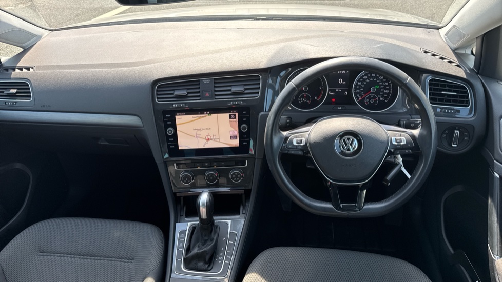 Volkswagen Golf 2.0 TDI Match 5dr DSG Diesel Hatchback - Image 10