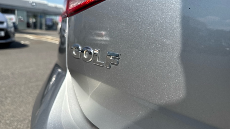 Volkswagen Golf 2.0 TDI Match 5dr DSG Diesel Hatchback - Image 44
