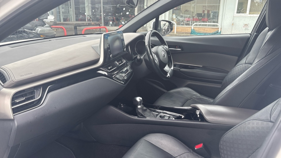 Toyota C-HR 1.8 Hybrid Excel 5dr CVT Hybrid Hatchback - Image 9