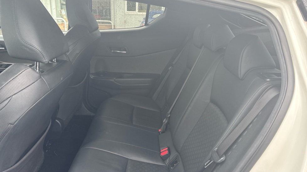 Toyota C-HR 1.8 Hybrid Excel 5dr CVT Hybrid Hatchback - Image 16