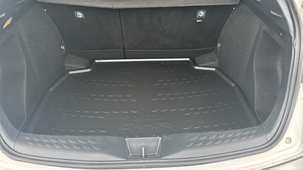Toyota C-HR 1.8 Hybrid Excel 5dr CVT Hybrid Hatchback - Image 22