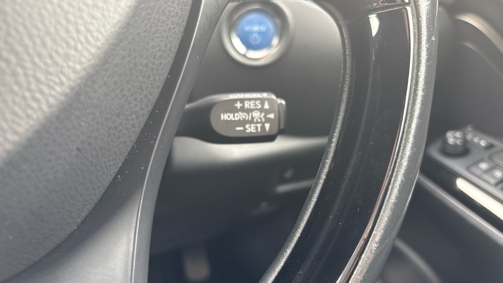 Toyota C-HR 1.8 Hybrid Excel 5dr CVT Hybrid Hatchback - Image 29