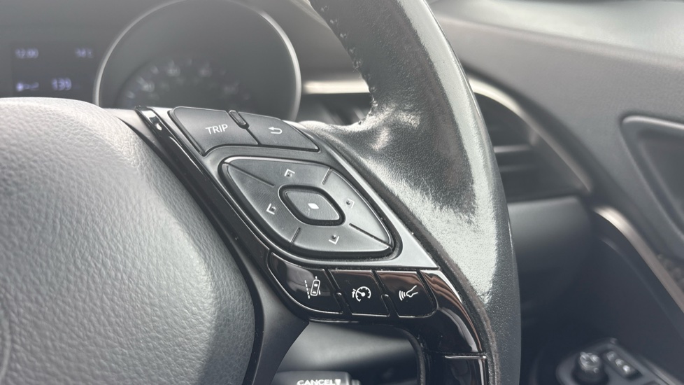 Toyota C-HR 1.8 Hybrid Excel 5dr CVT Hybrid Hatchback - Image 30