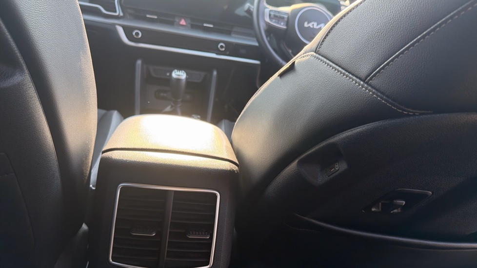 Kia Sportage 1.6T GDi 157 48V ISG 3 5dr Petrol Estate - Image 29