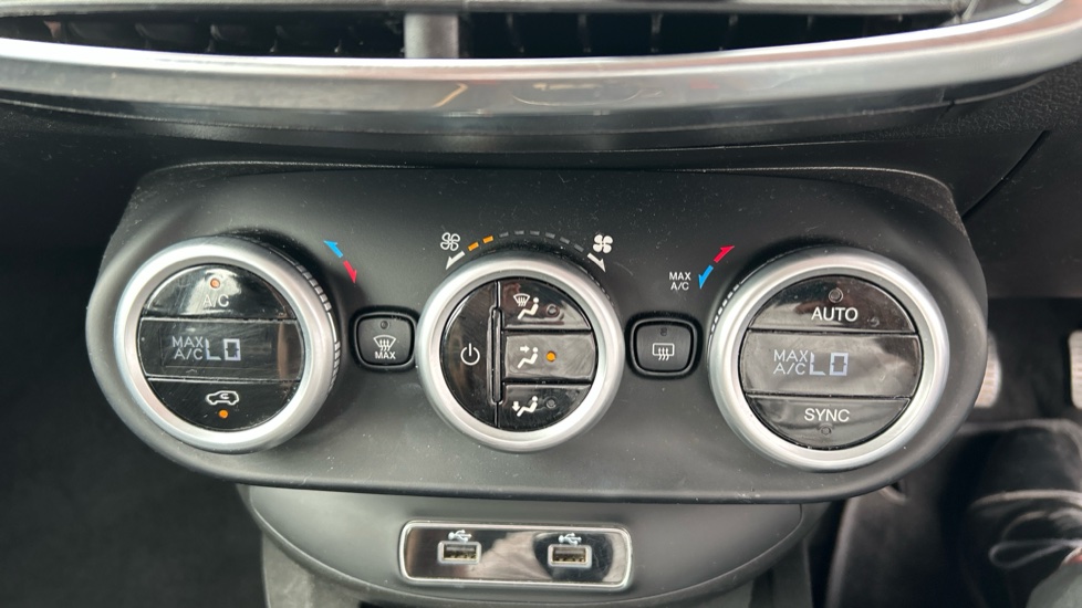 Fiat 500X 1.0 City Cross 5dr Petrol Hatchback - Image 39