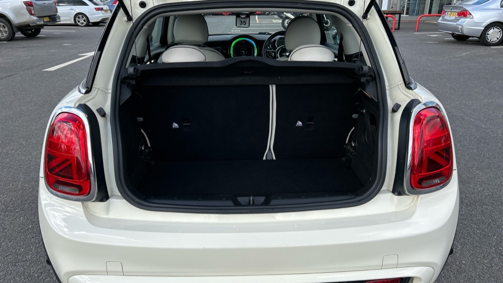 MINI Hatchback 2.0 Cooper S Exclusive II 3dr Auto Petrol Hatchback - Image 4
