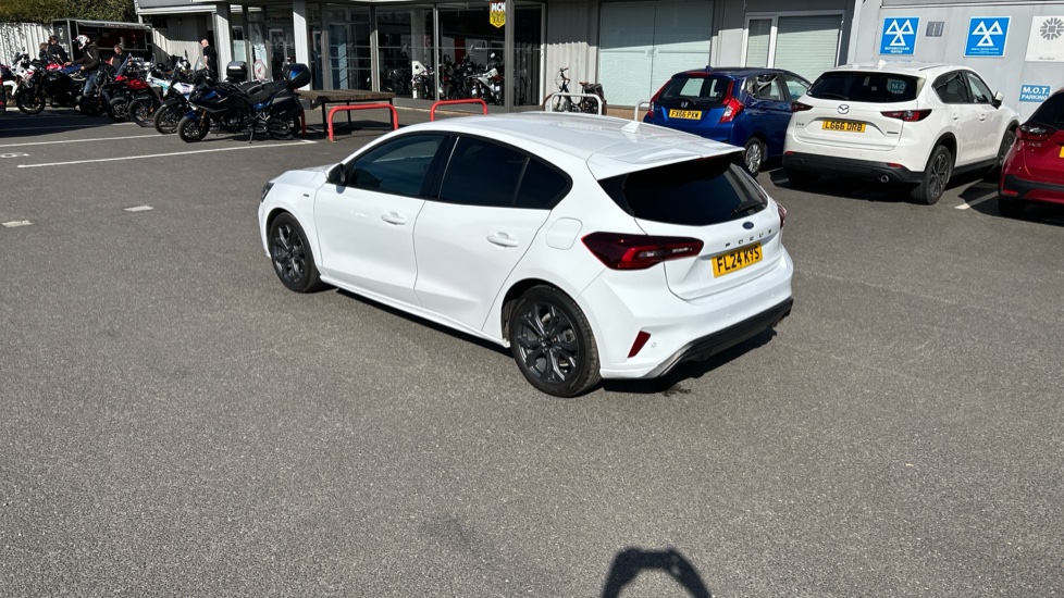 Ford Focus 1.0 EcoBoost Hybrid mHEV ST-Line 5dr Petrol Hatchback - Image 26