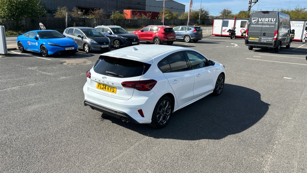 Ford Focus 1.0 EcoBoost Hybrid mHEV ST-Line 5dr Petrol Hatchback - Image 29