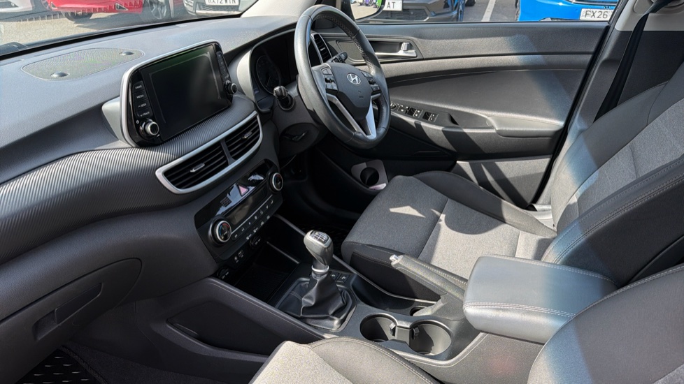 Hyundai TUCSON 1.6 GDi SE Nav 5dr 2WD Petrol Estate - Image 9