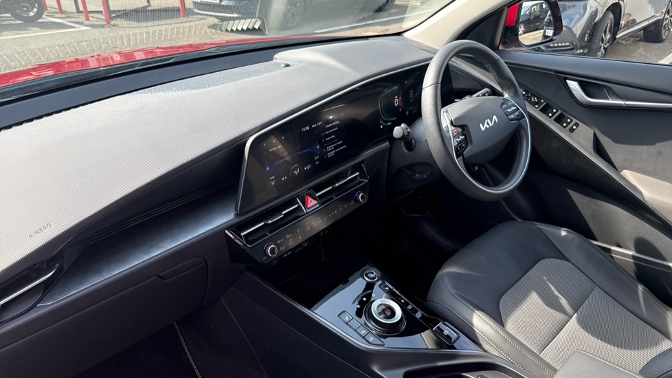 Kia Niro 1.6 GDi Hybrid 3 5dr DCT Hybrid Estate - Image 9
