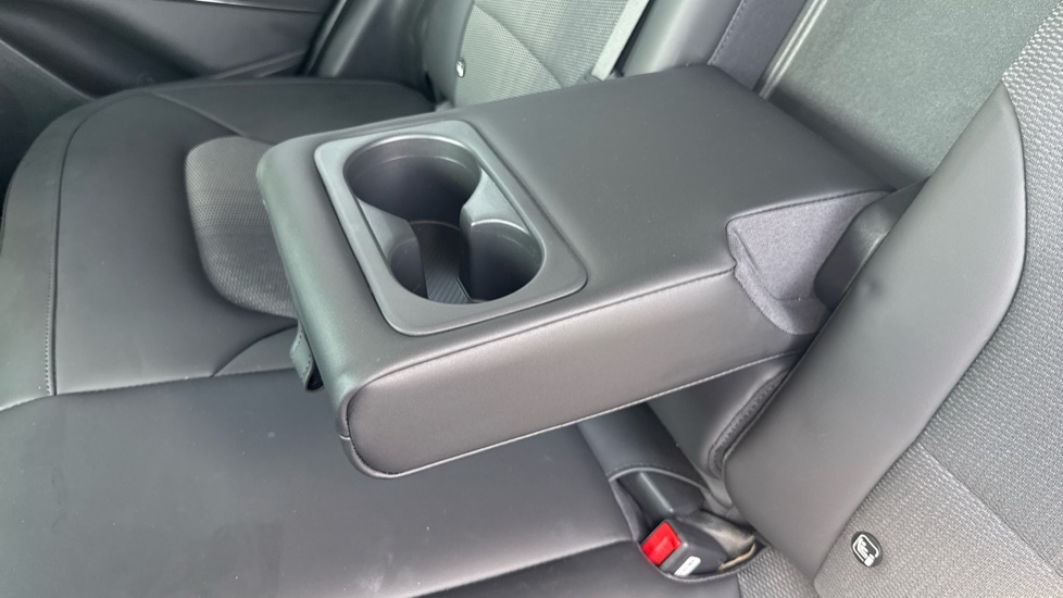 Kia Niro 1.6 GDi Hybrid 3 5dr DCT Hybrid Estate - Image 29