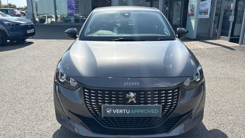 Peugeot 208 1.5 BlueHDi 100 Allure Premium + 5dr Diesel Hatchback - Image 8
