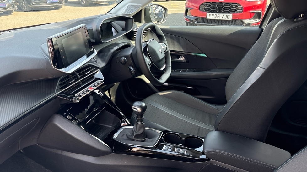 Peugeot 208 1.5 BlueHDi 100 Allure Premium + 5dr Diesel Hatchback - Image 9