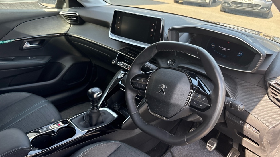 Peugeot 208 1.5 BlueHDi 100 Allure Premium + 5dr Diesel Hatchback - Image 11