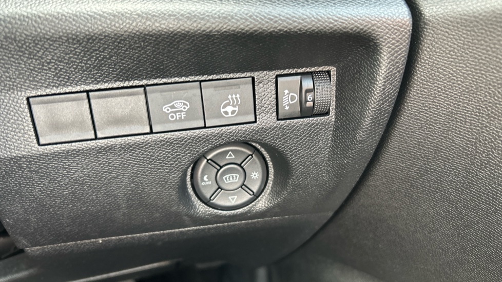 Citroen C4 1.2 PureTech [130] Max 5dr Auto Petrol Hatchback - Image 26
