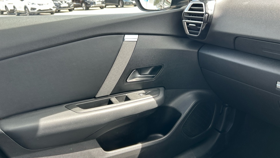Citroen C4 1.2 PureTech [130] Max 5dr Auto Petrol Hatchback - Image 32