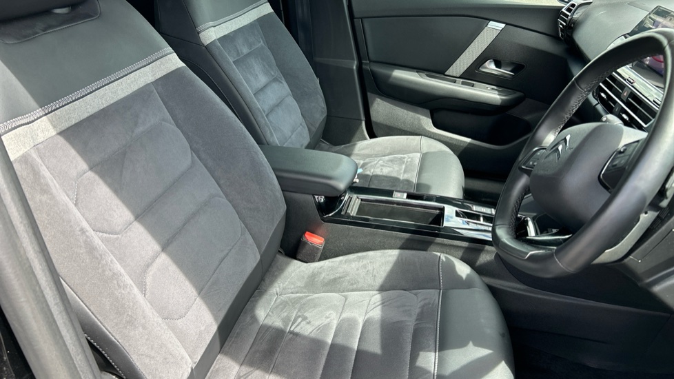 Citroen C4 1.2 PureTech [130] Max 5dr Auto Petrol Hatchback - Image 40