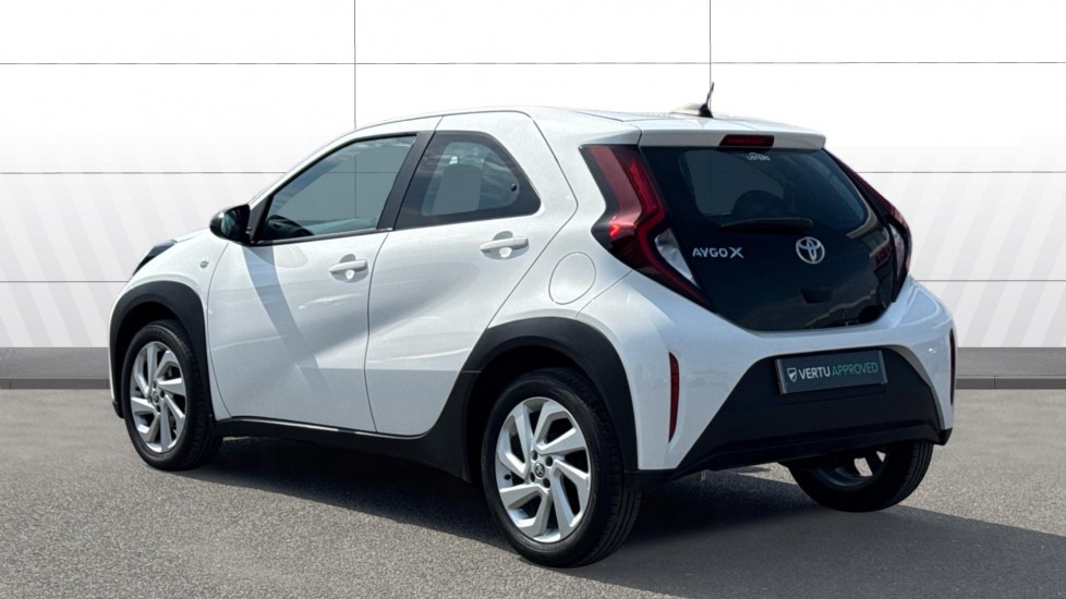 Toyota Aygo X 1.0 VVT-i Pure 5dr Petrol Hatchback - Image 2
