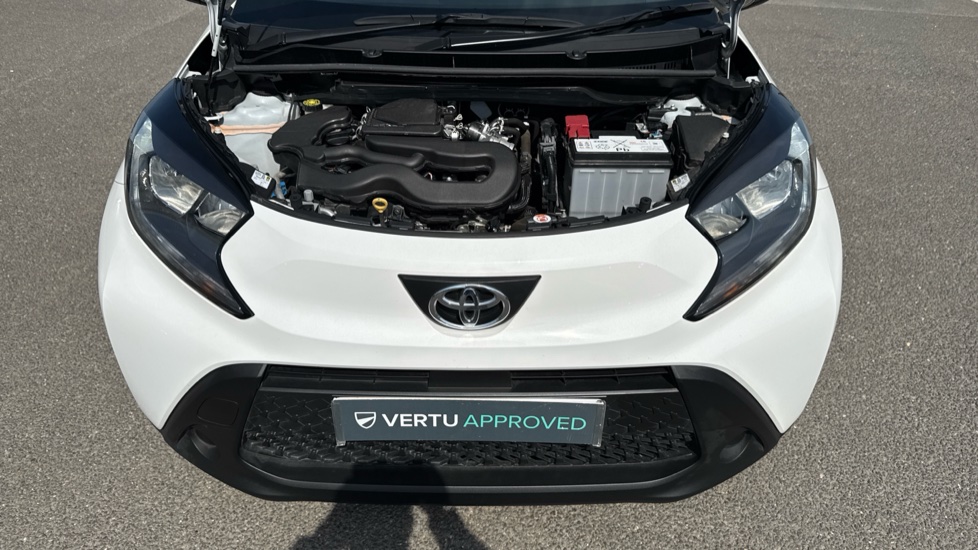 Toyota Aygo X 1.0 VVT-i Pure 5dr Petrol Hatchback - Image 8
