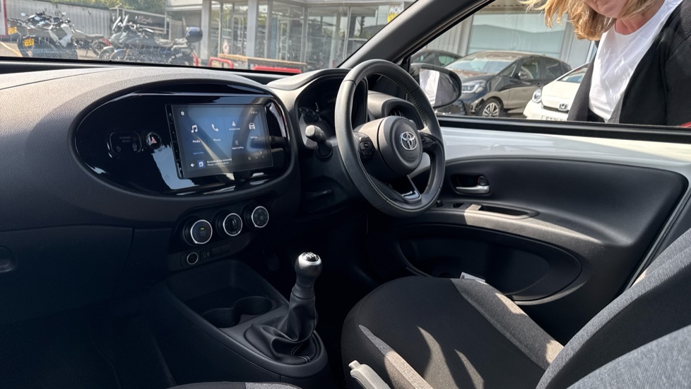 Toyota Aygo X 1.0 VVT-i Pure 5dr Petrol Hatchback - Image 9