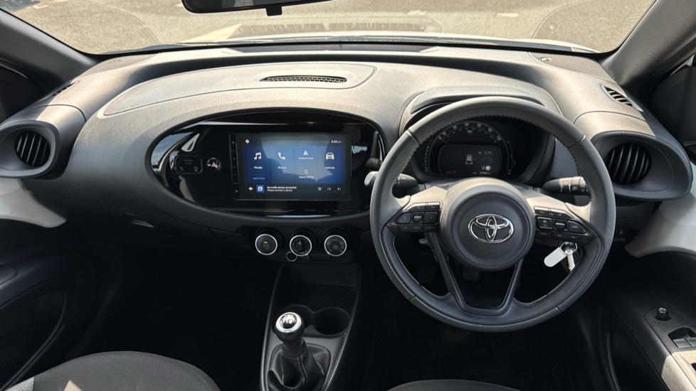 Toyota Aygo X 1.0 VVT-i Pure 5dr Petrol Hatchback - Image 10