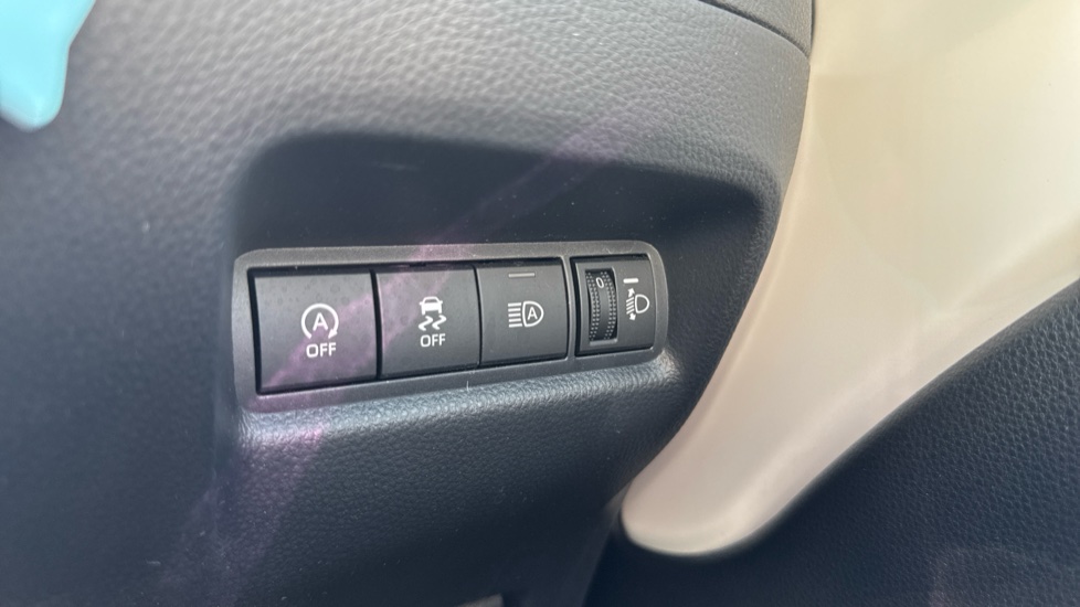 Toyota Aygo X 1.0 VVT-i Pure 5dr Petrol Hatchback - Image 27