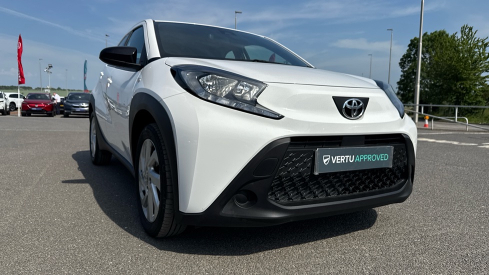 Toyota Aygo X 1.0 VVT-i Pure 5dr Petrol Hatchback - Image 47