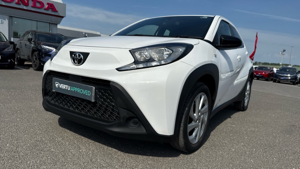 Toyota Aygo X 1.0 VVT-i Pure 5dr Petrol Hatchback - Image 48
