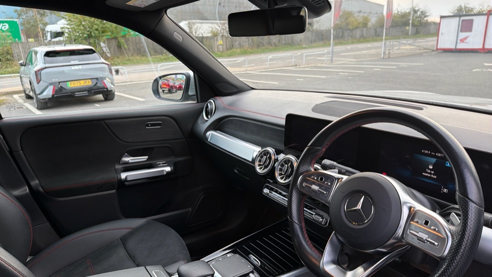 Mercedes-Benz Eqb 350 4Matic 215kW AMG Line 66.5kWh 5dr Auto Electric Estate - Image 11