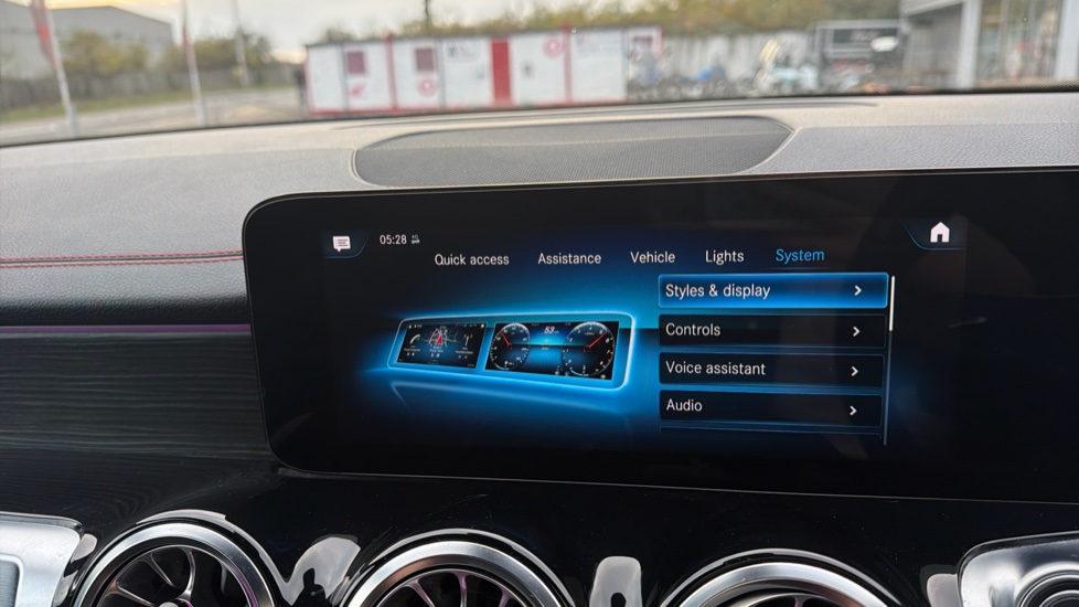 Mercedes-Benz Eqb 350 4Matic 215kW AMG Line 66.5kWh 5dr Auto Electric Estate - Image 47