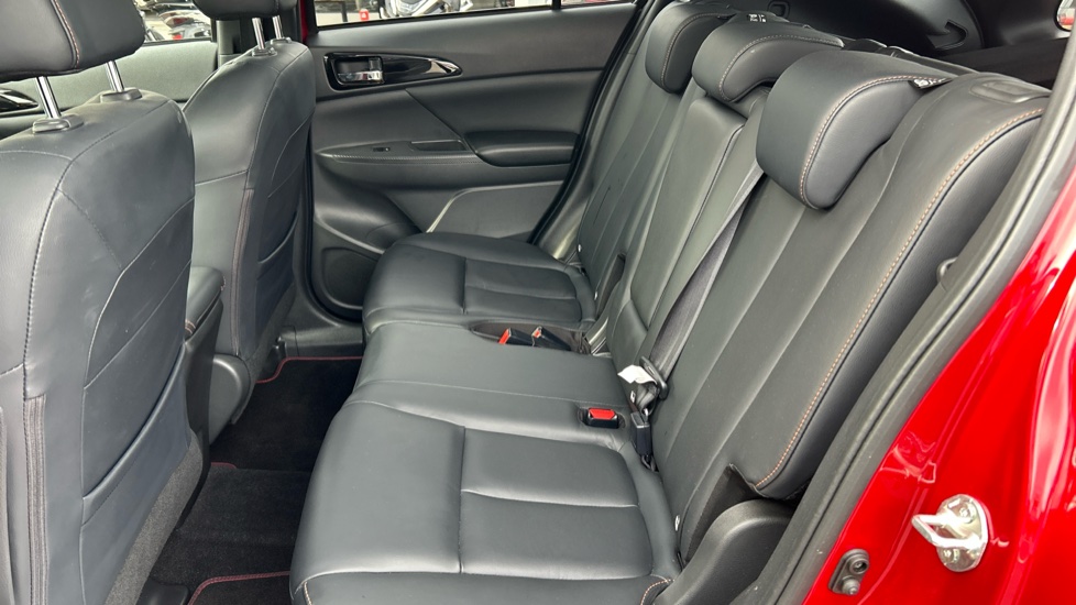 Mitsubishi Eclipse Cross 1.5 Exceed 5dr Petrol Hatchback - Image 16