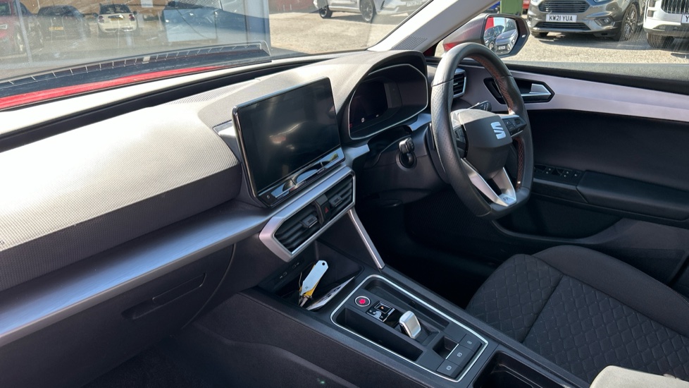 SEAT Leon 1.0 eTSI FR 5dr DSG Petrol Hatchback - Image 9