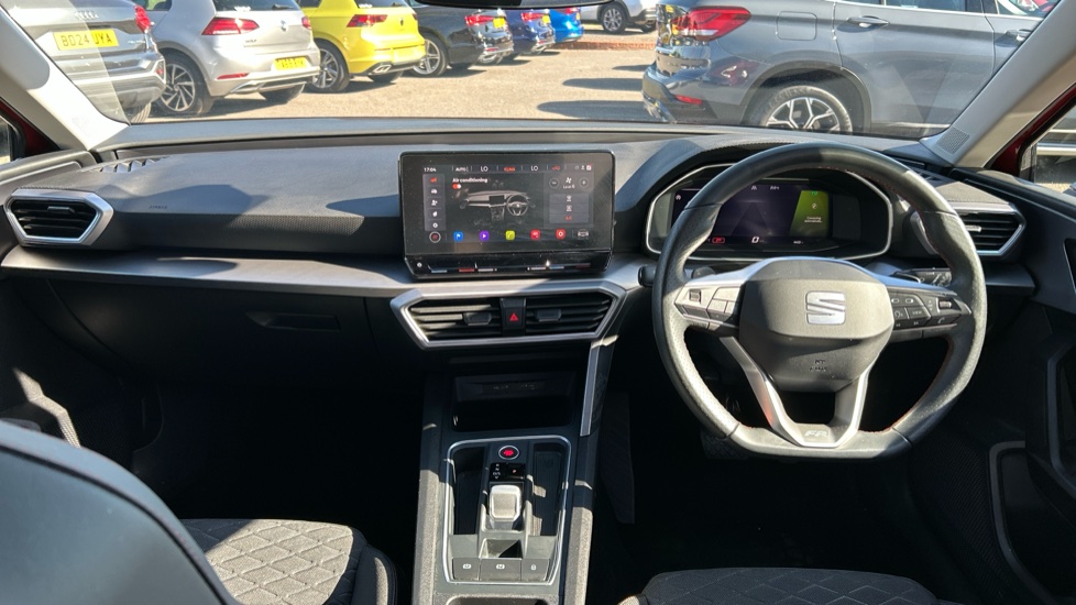 SEAT Leon 1.0 eTSI FR 5dr DSG Petrol Hatchback - Image 10