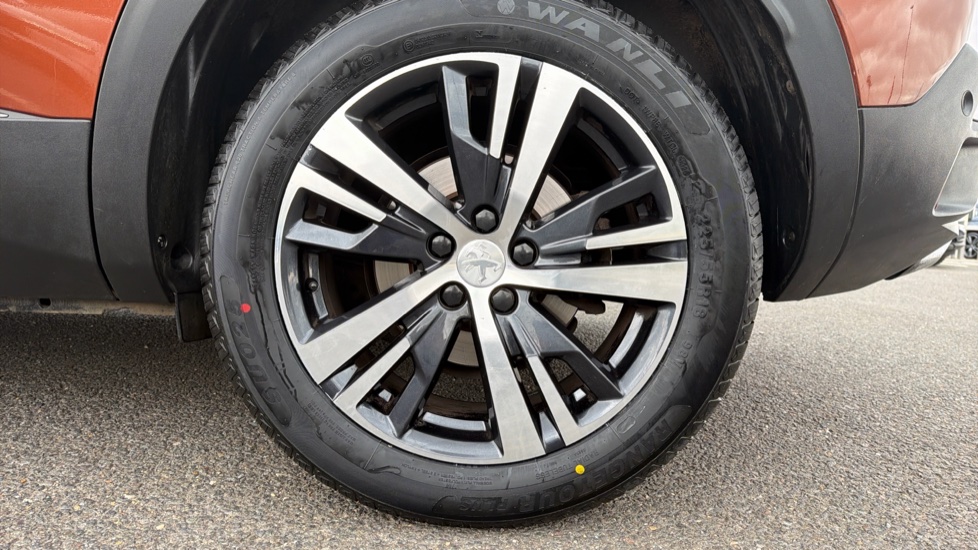 Peugeot 3008 1.2 PureTech Allure 5dr EAT8 Petrol Estate - Image 7