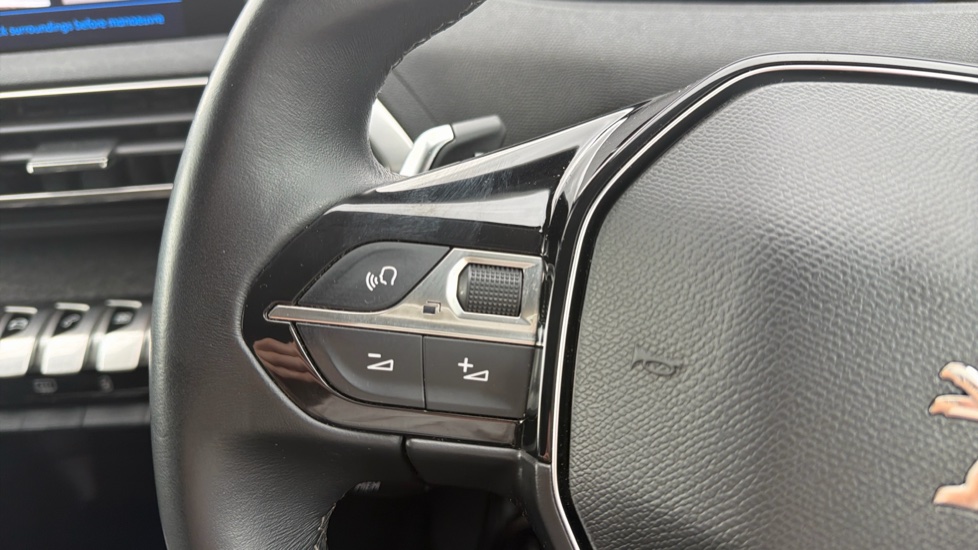 Peugeot 3008 1.2 PureTech Allure 5dr EAT8 Petrol Estate - Image 23