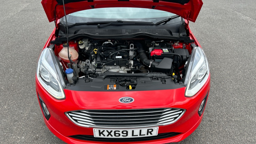Ford Fiesta 1.1 Zetec 5dr Petrol Hatchback - Image 8