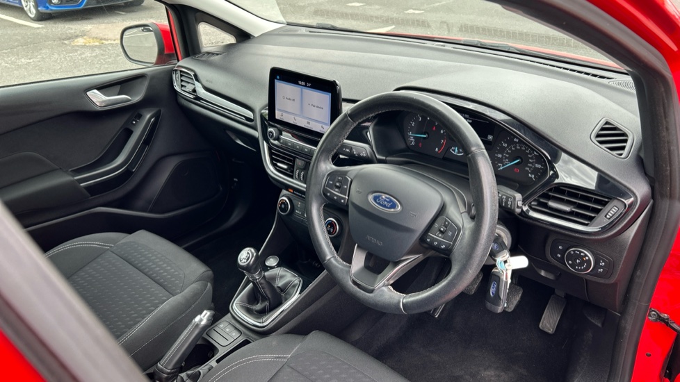 Ford Fiesta 1.1 Zetec 5dr Petrol Hatchback - Image 11