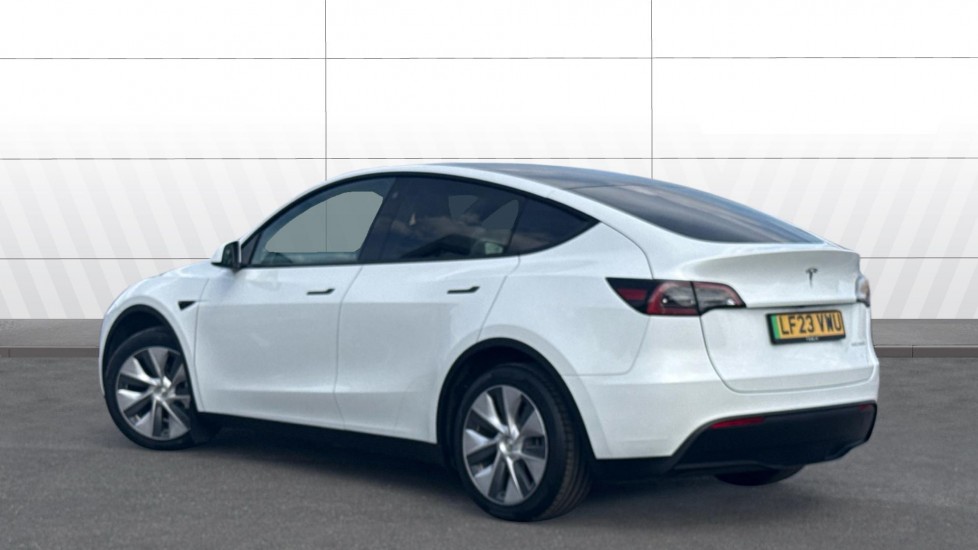 Tesla Model Y Long Range AWD 5dr Auto Electric Hatchback - Image 2
