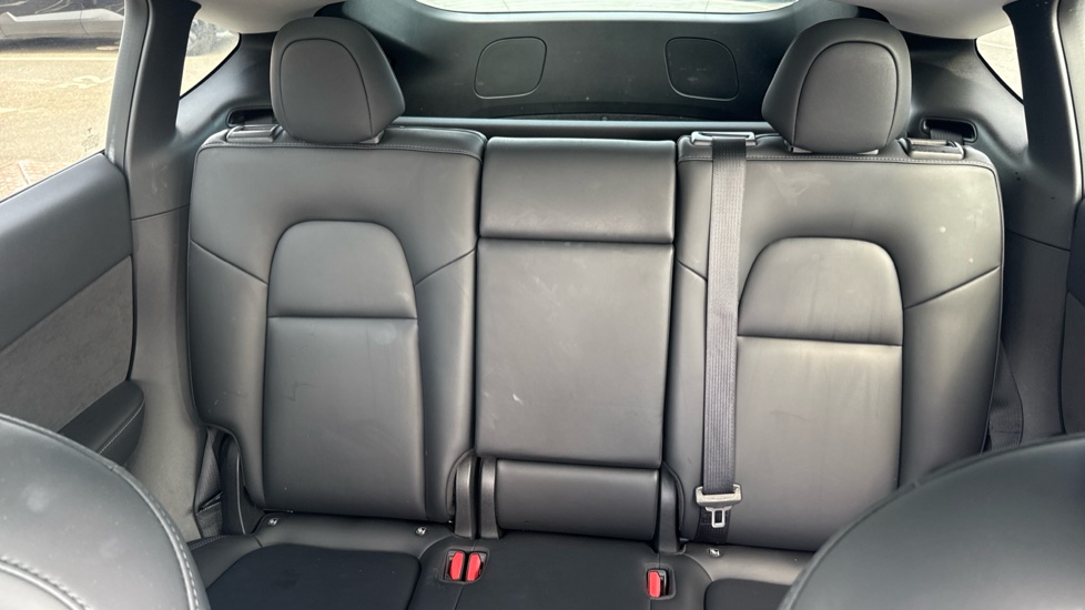 Tesla Model Y Long Range AWD 5dr Auto Electric Hatchback - Image 15