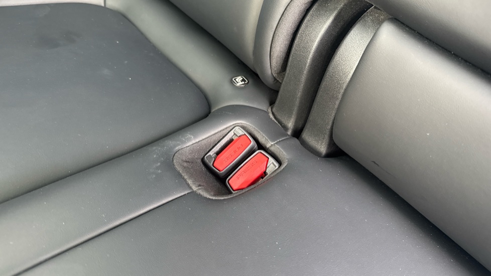 Tesla Model Y Long Range AWD 5dr Auto Electric Hatchback - Image 17
