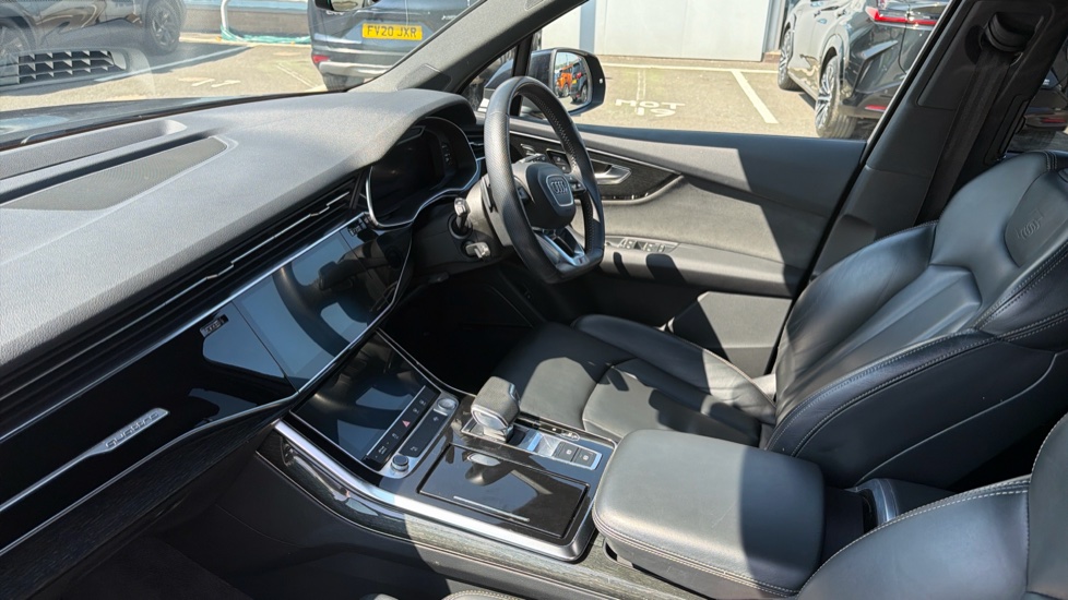 Audi Q7 50 TDI Quattro Black Edition 5dr Tiptronic Diesel Estate - Image 9