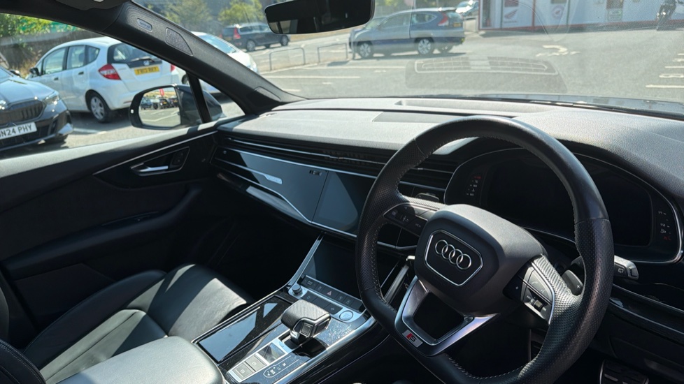 Audi Q7 50 TDI Quattro Black Edition 5dr Tiptronic Diesel Estate - Image 11