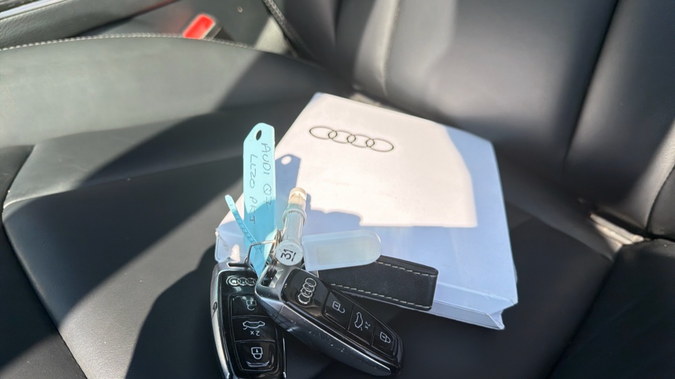 Audi Q7 50 TDI Quattro Black Edition 5dr Tiptronic Diesel Estate - Image 19