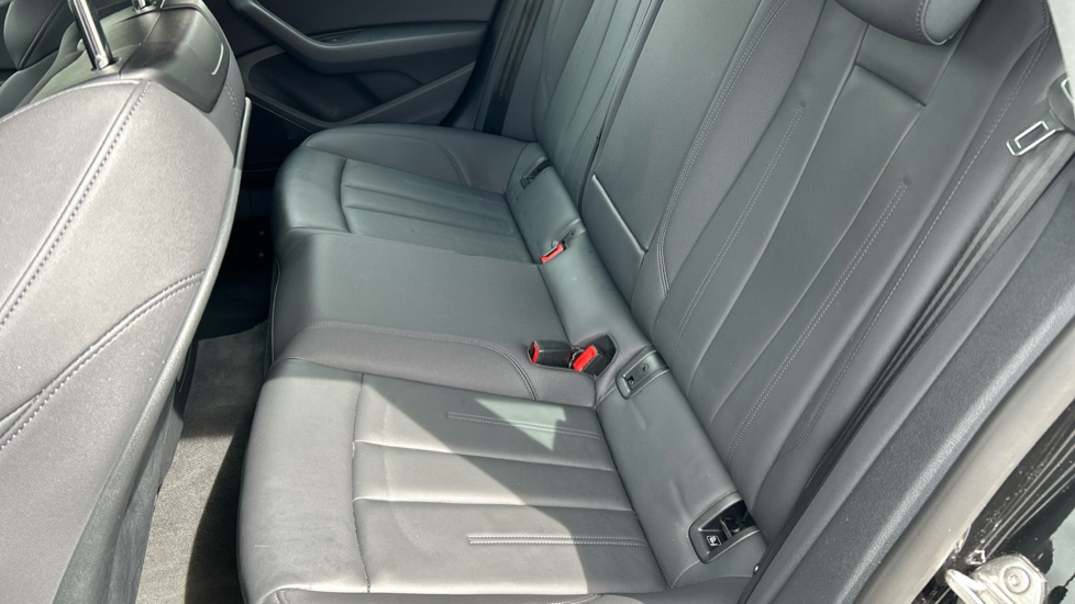 Audi A5 35 TFSI Sport 5dr S Tronic Petrol Hatchback - Image 16