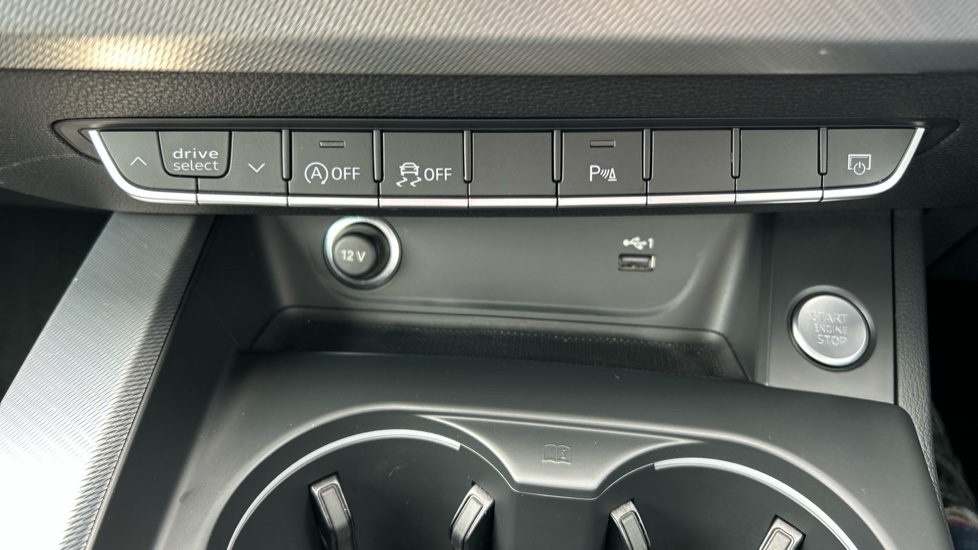 Audi A5 35 TFSI Sport 5dr S Tronic Petrol Hatchback - Image 38