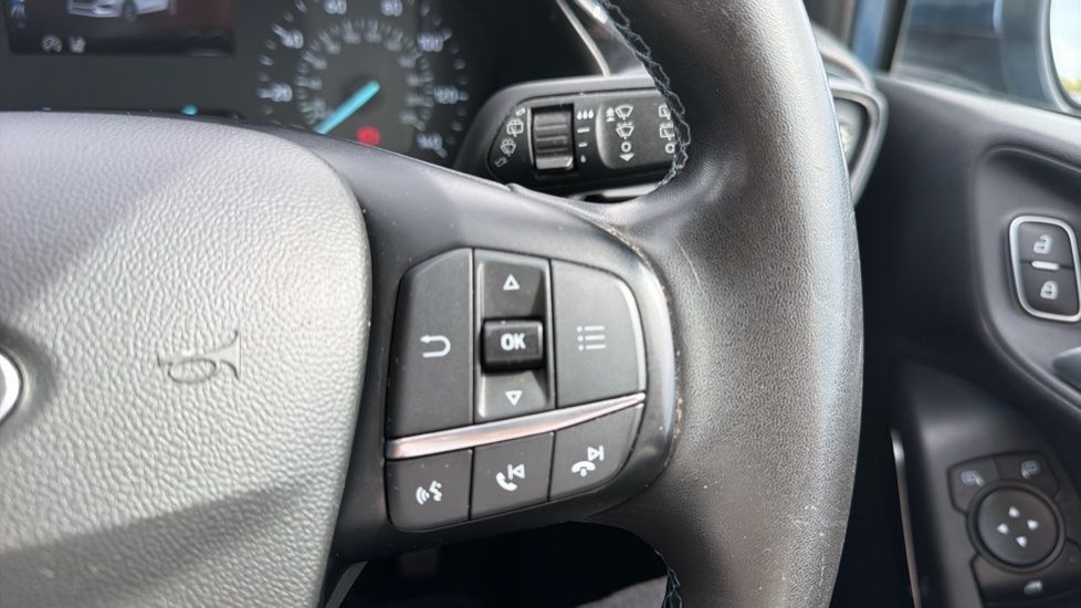 Ford Fiesta 1.0 EcoBoost Active 5dr Petrol Hatchback - Image 27